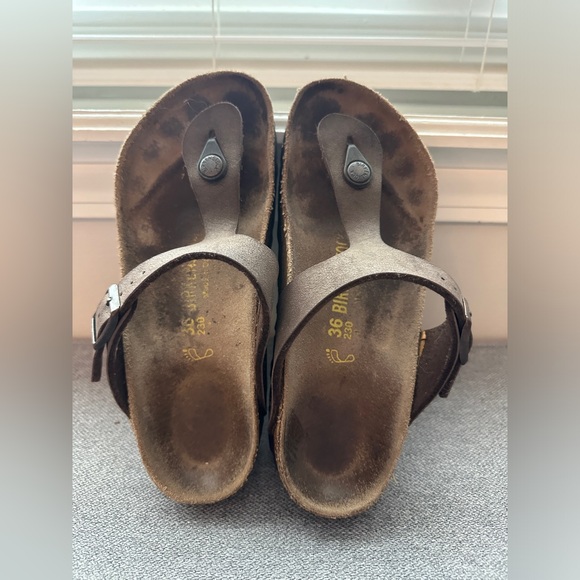 Birkenstock Mocha Gizeh Sandal - Picture 1 of 6